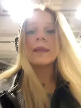 softlyblessed from StripChat is Freechat