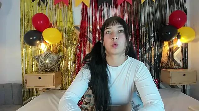 Sol_Scarlett from StripChat is Freechat