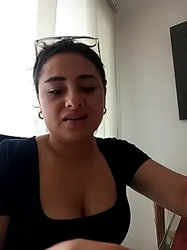 solandrea from StripChat is Freechat