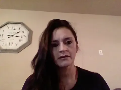 SolcitaPeach from StripChat is Freechat