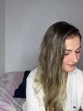 solmartins from StripChat is Freechat