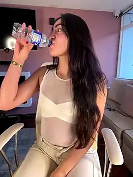 solmonroy_pinkk from StripChat is Freechat