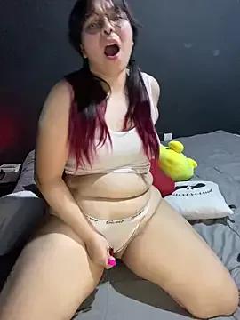 Solo_yoss from StripChat