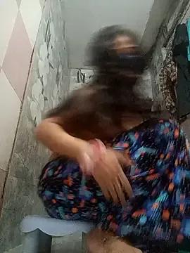 soni_yhakur from StripChat is Freechat