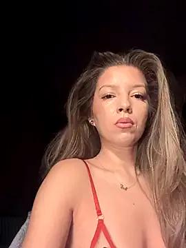 SoniaDeviis from StripChat