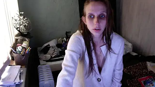Sophia-Spitz from StripChat is Freechat