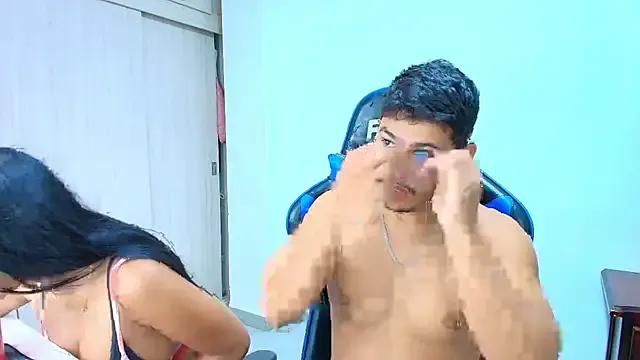 sophia_and_alex from StripChat is Freechat