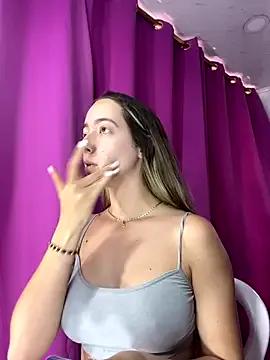 Sophia_rouse from StripChat is Freechat