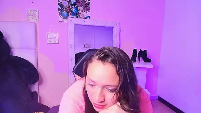 Try our streaming cams variety and talk on a personal level with our adorable girls streamers, showing off their bountiful shapes and dildos.