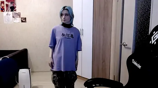 Try our streaming cams variety and talk on a personal level with our adorable girls streamers, showing off their bountiful shapes and dildos.