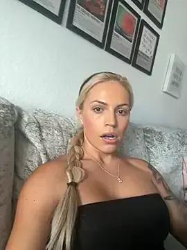 sophiamariexoxo240 from StripChat is Freechat