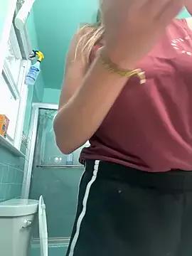 sophiasloane from StripChat is Freechat