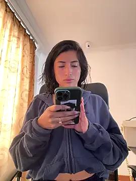sophie_conelly from StripChat is Freechat