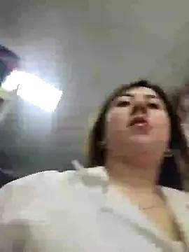 Sophie_del_Castillo from StripChat is Freechat