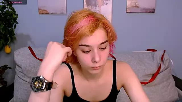 SophieAsh from StripChat is Freechat