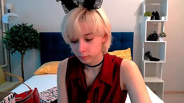 Try our streaming cams variety and talk on a personal level with our adorable girls streamers, showing off their bountiful shapes and dildos.