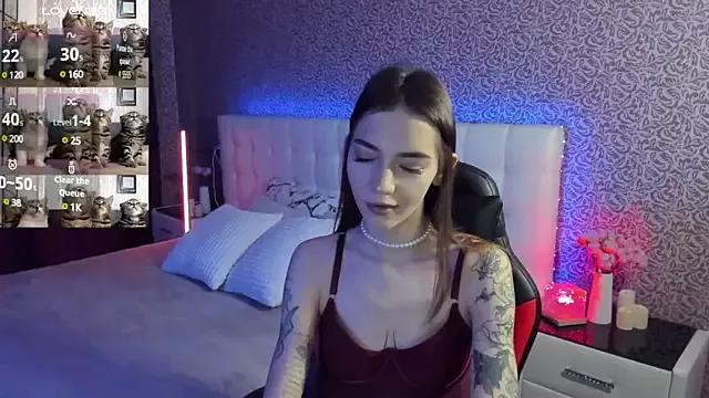 Try our streaming cams variety and talk on a personal level with our adorable girls streamers, showing off their bountiful shapes and dildos.