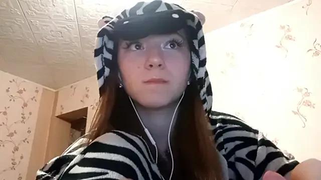 Sophiecuttie from StripChat is Freechat