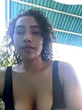 SophieD from StripChat is Freechat