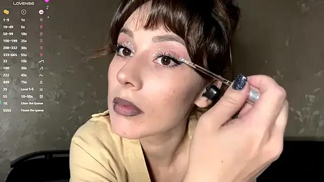 SophieDescoteaux from StripChat is Freechat