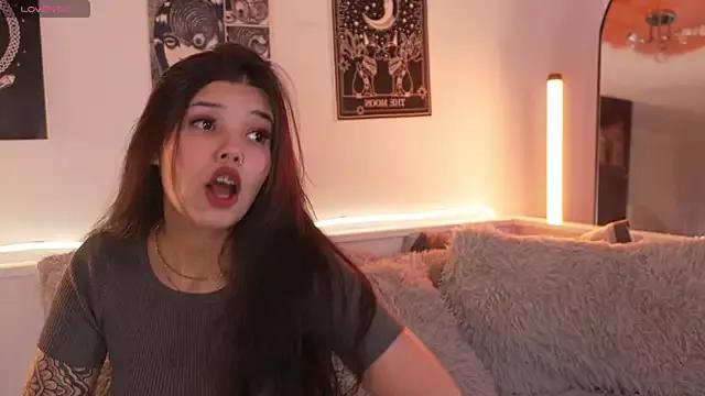 Sophiee_art from StripChat is Freechat
