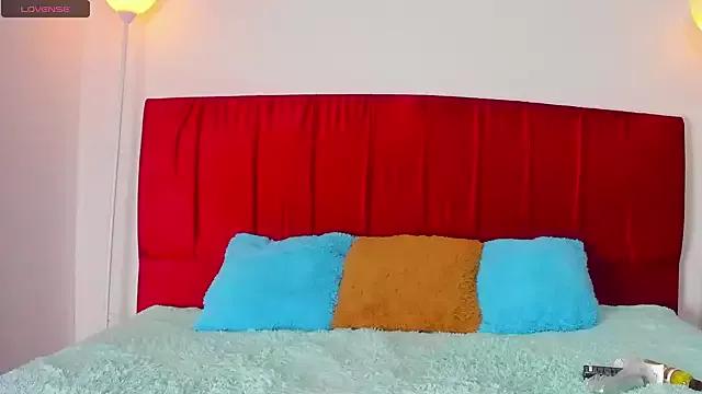 Try our streaming cams variety and talk on a personal level with our adorable girls streamers, showing off their bountiful shapes and dildos.