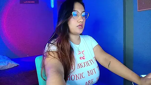 Try our streaming cams variety and talk on a personal level with our adorable girls streamers, showing off their bountiful shapes and dildos.