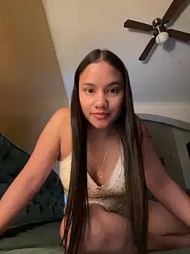 SophieWest_ from StripChat is Freechat
