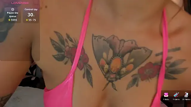 Try our streaming cams variety and talk on a personal level with our adorable girls streamers, showing off their bountiful shapes and dildos.