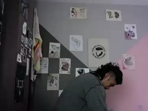 sorry-mom69 from StripChat