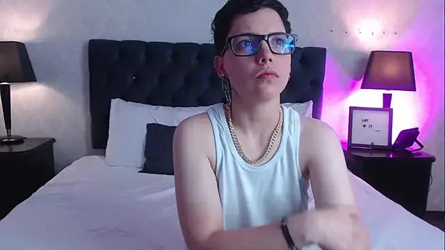SpencerMontgomery from StripChat is Freechat