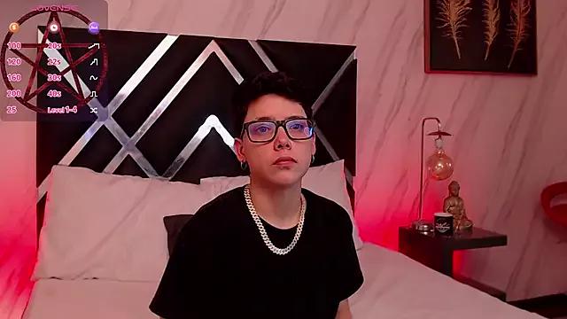 SpencerMontgomery from StripChat is Freechat