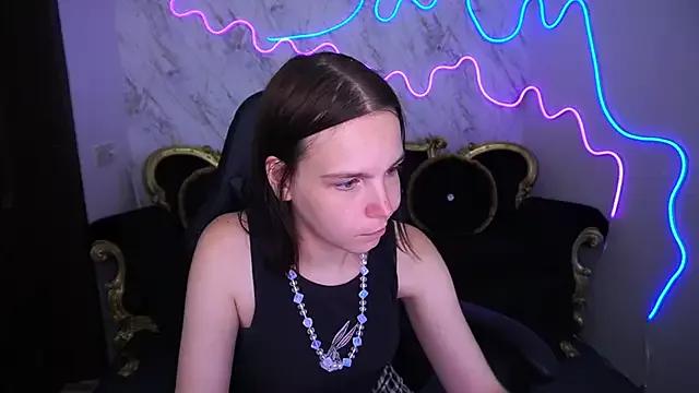 SpicyyDolly from StripChat is Freechat