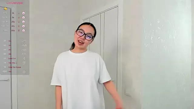 spooky_tyan from StripChat