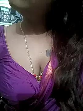 Spoorthi143 from StripChat