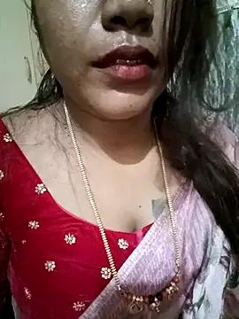 Spoorthi143 from StripChat