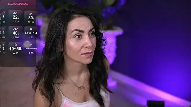 SportymilfX from StripChat is Freechat