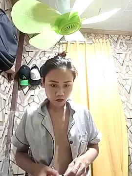 Squirt_expert10 from StripChat is Freechat