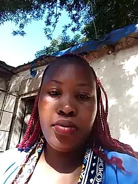SQUIRTINGBIGXXX from StripChat is Freechat