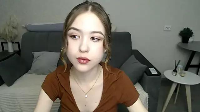 StaceyAngell from StripChat is Freechat