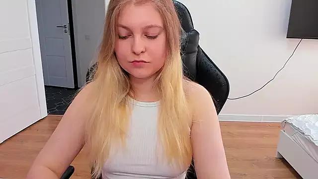 Try our streaming cams variety and talk on a personal level with our adorable girls streamers, showing off their bountiful shapes and dildos.