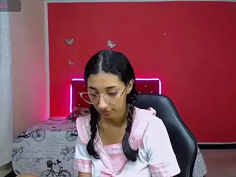 starandheart from StripChat is Freechat
