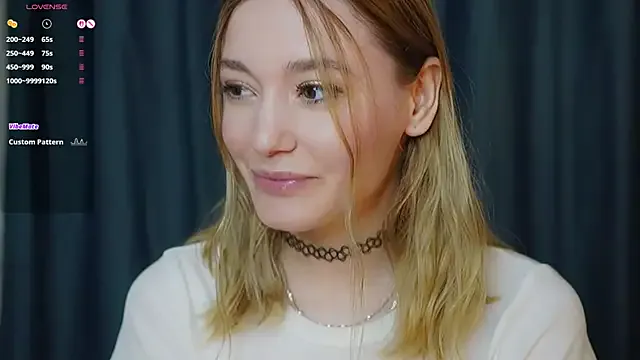 StarryMary from StripChat is Freechat