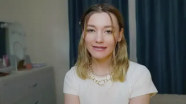 StarryMary from StripChat is Freechat