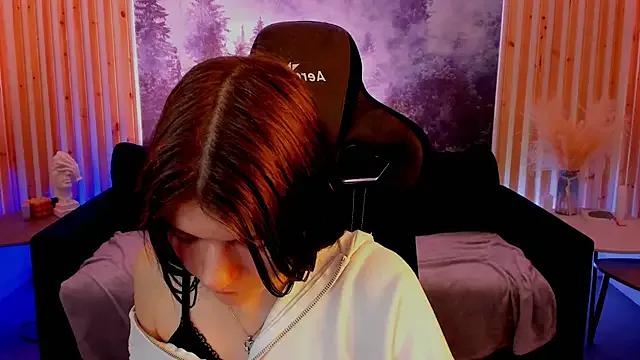 Try our streaming cams variety and talk on a personal level with our adorable girls streamers, showing off their bountiful shapes and dildos.