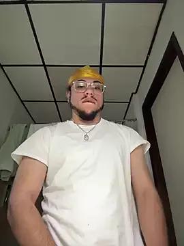 steady_rich from StripChat is Freechat