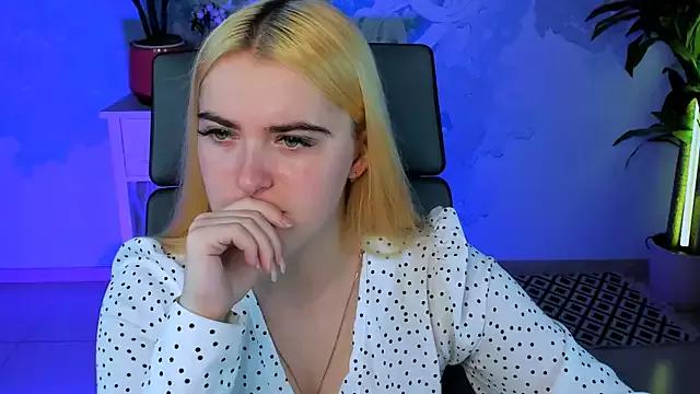 Stef_Nicks from StripChat is Freechat
