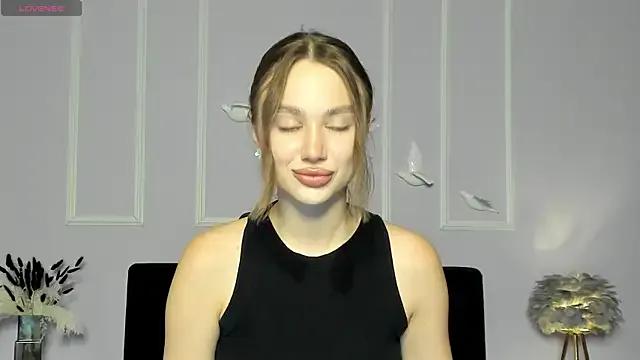 Try our streaming cams variety and talk on a personal level with our adorable girls streamers, showing off their bountiful shapes and dildos.