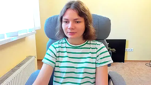 Try our streaming cams variety and talk on a personal level with our adorable girls streamers, showing off their bountiful shapes and dildos.