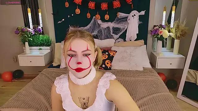 Stellahaart from StripChat is Freechat